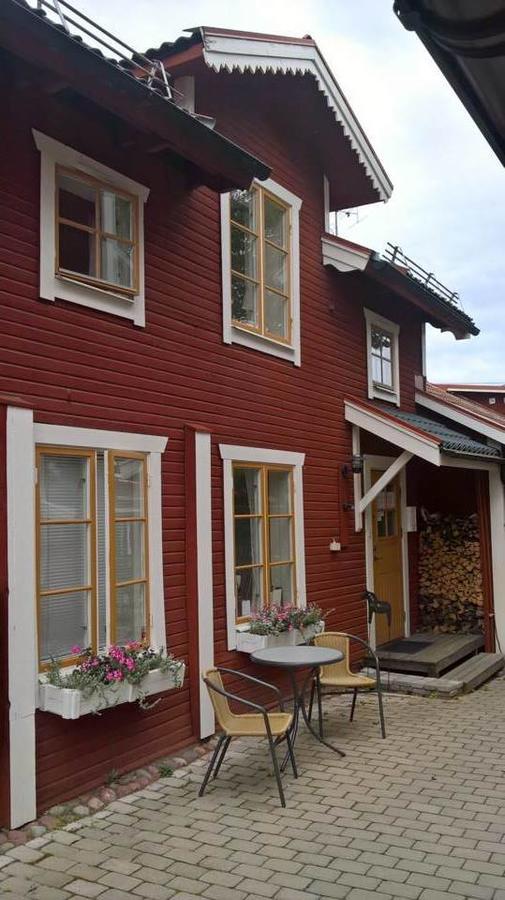 Kopparstugans Bed & Breakfast Фалун Экстерьер фото